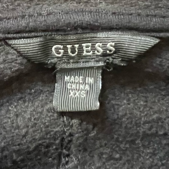 🌸BLACK GUESS CROPPED HOODIE WITH WIDE SLEEVES SIZE XXS - Picture 5 of 6